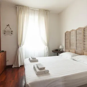 De Angeli Cozy Apartment- Youhosty , Milano Italia