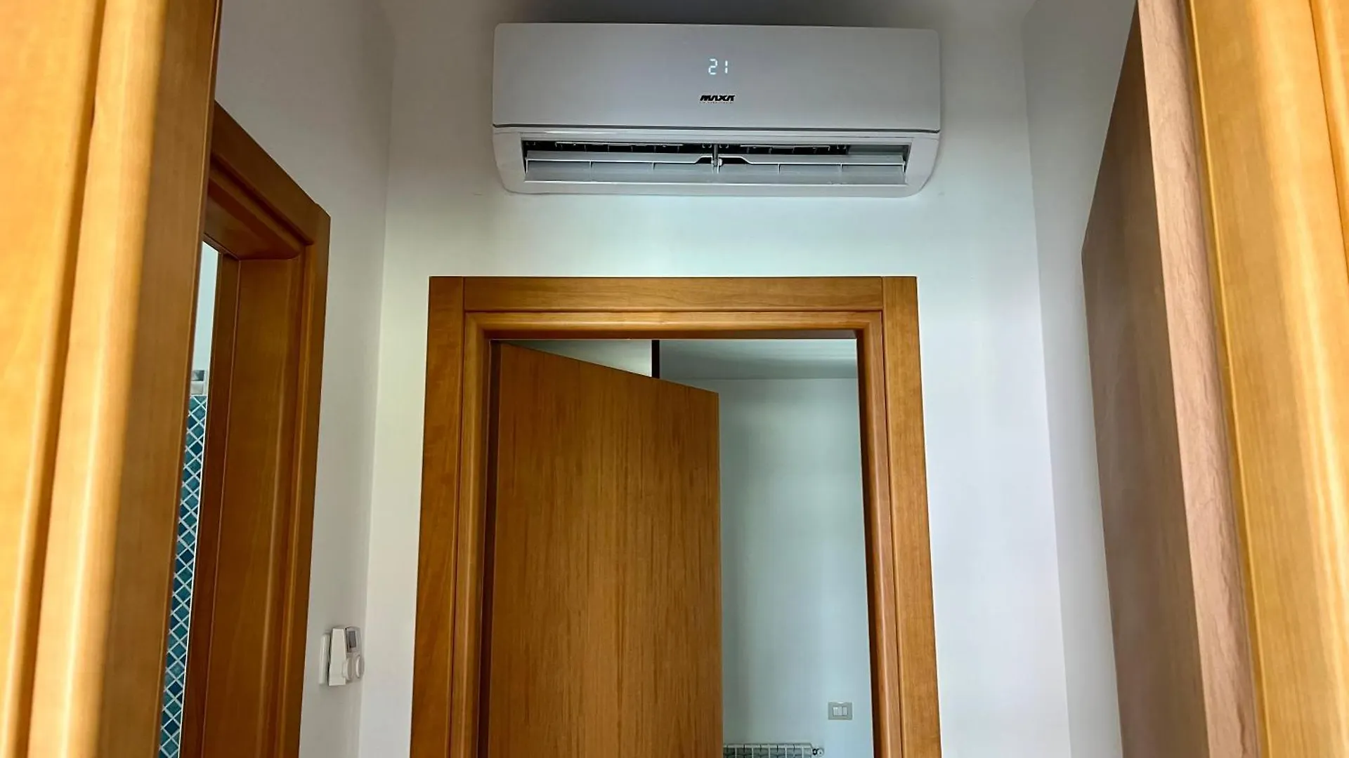 Oliveri Nuovo Appartamento 5 Posti Letto Piu Posto Auto Privato Holiday home